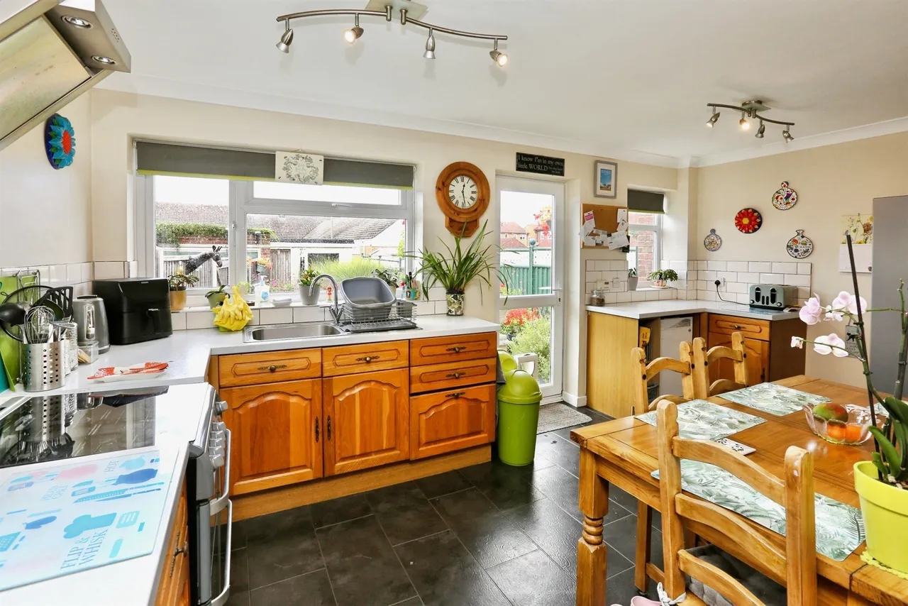 Fisgard Road, Gosport, photo 3