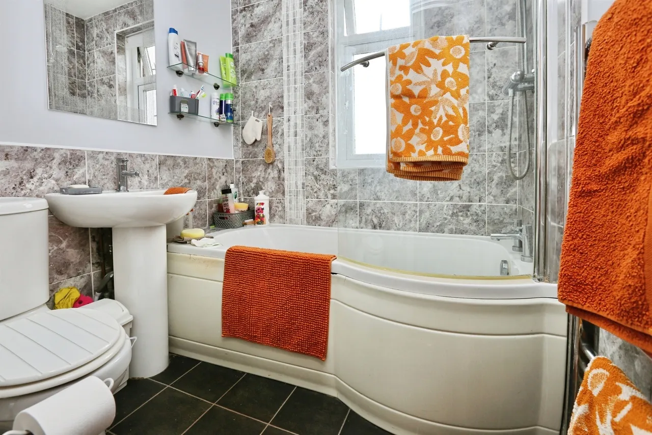 Fisgard Road, Gosport, photo 12