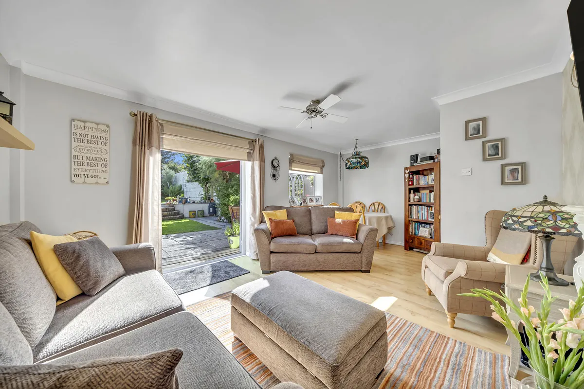 St. Johns Road, Romford, RM5, photo 3