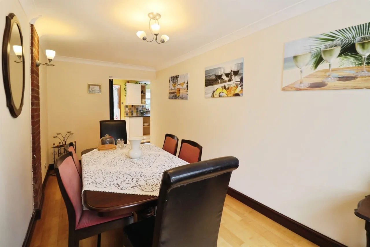 Water Avens Close, Cardiff, CF3, photo 11