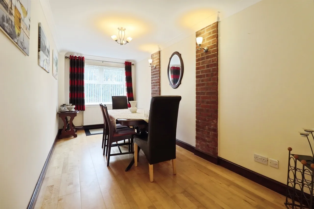 Water Avens Close, Cardiff, CF3, photo 10