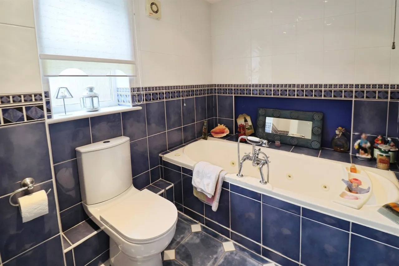 Water Avens Close, Cardiff, CF3, photo 21