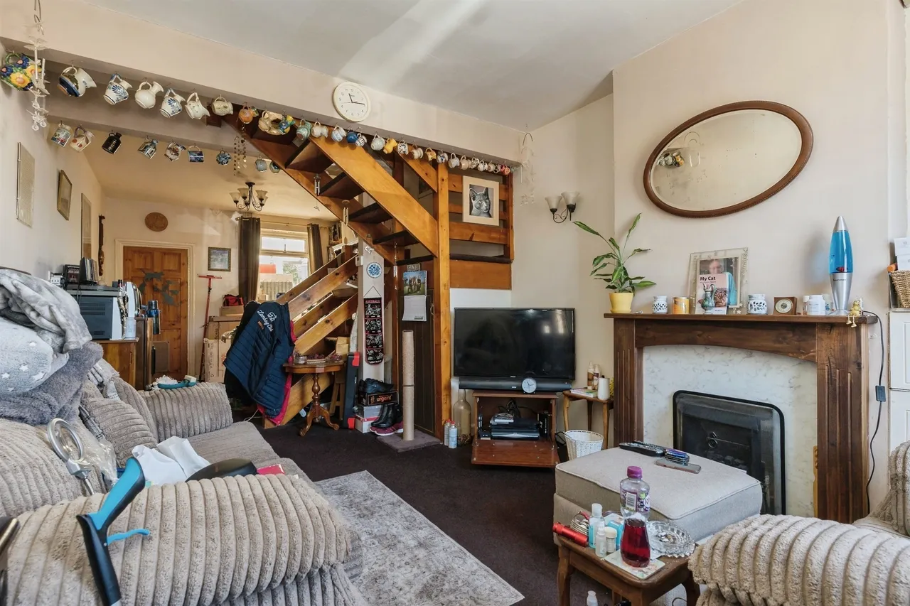 Astwood Road, WORCESTER, photo 11