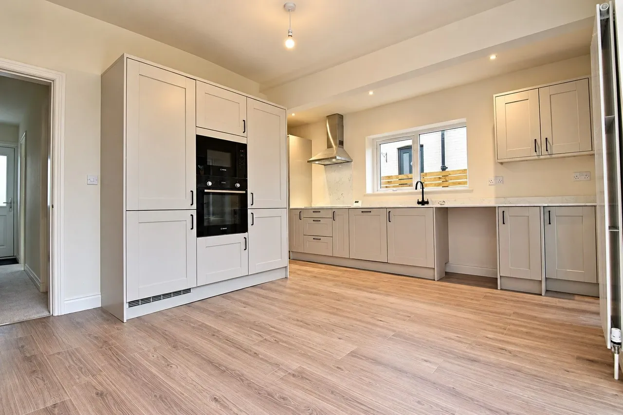 Hawes Road, Harrogate, HG1, photo 3