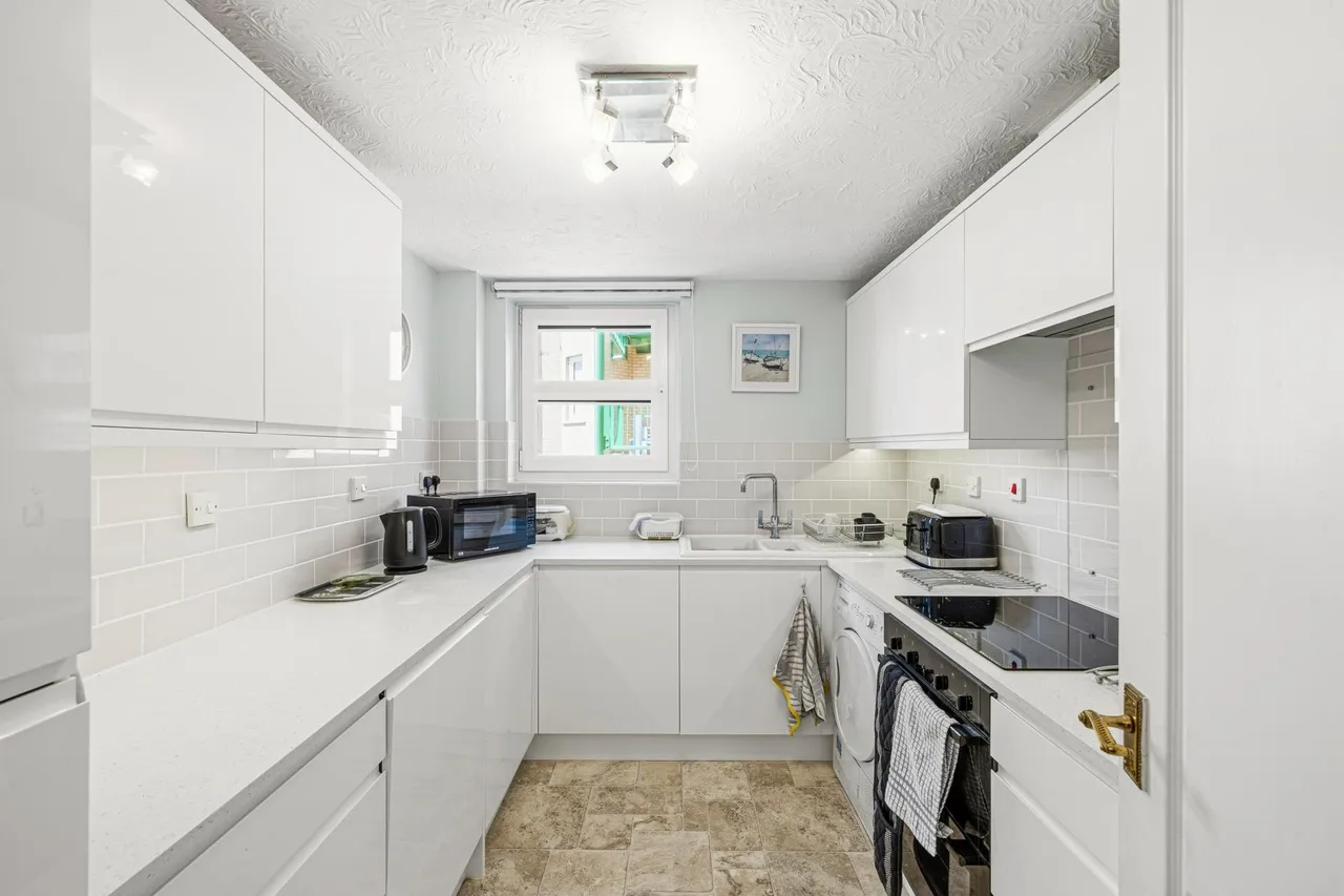 Caswell Bay Court, Caswell, Swansea, SA3, photo 11