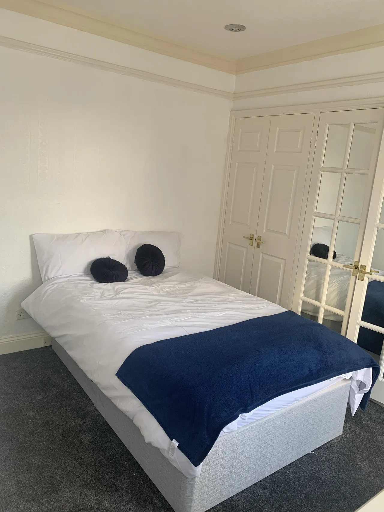 house to rent — Vicarage Road, WATFORD