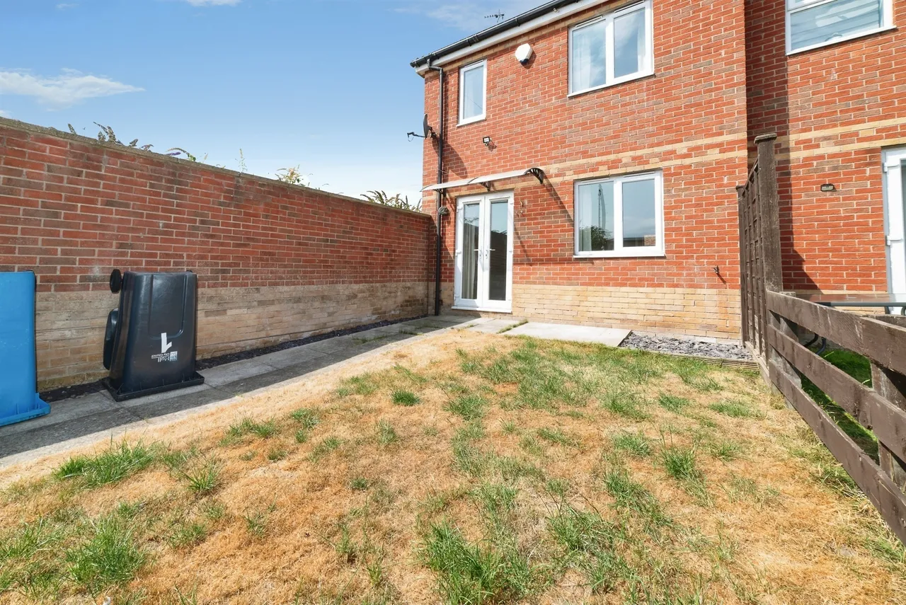 Follifoot Drive, Hull, photo 11