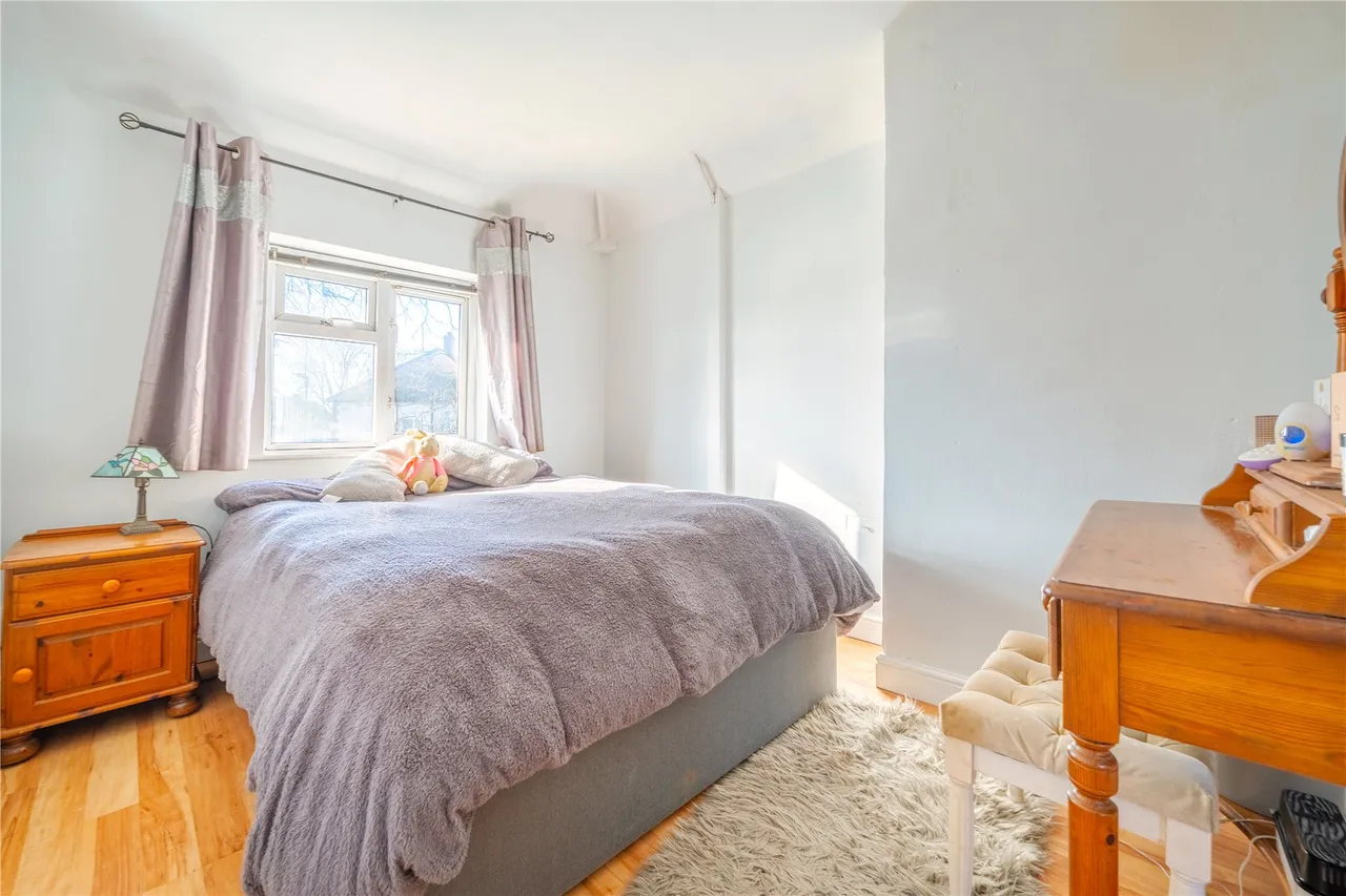 Prairie Road, Addlestone, KT15, photo 10