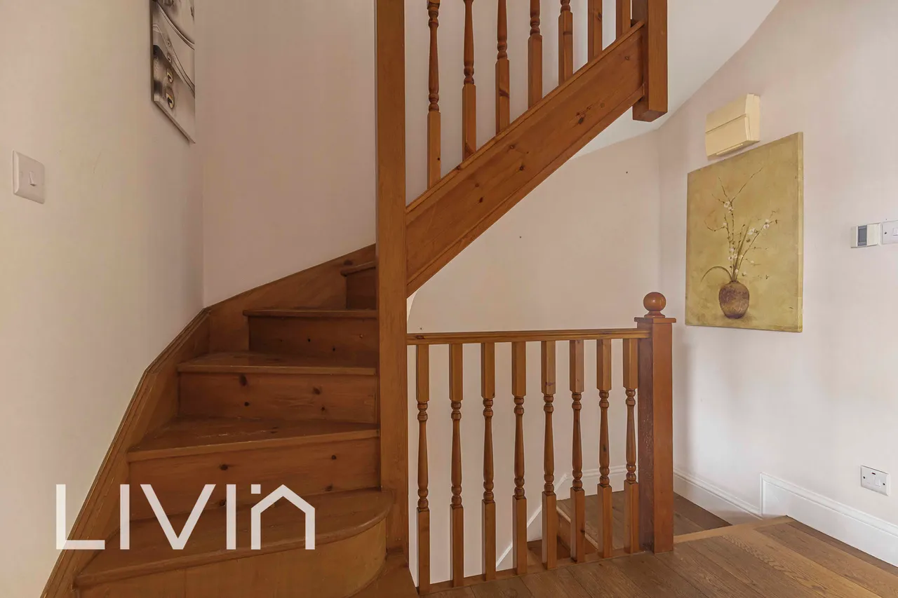 Hereward Gardens, London, N13, photo 22