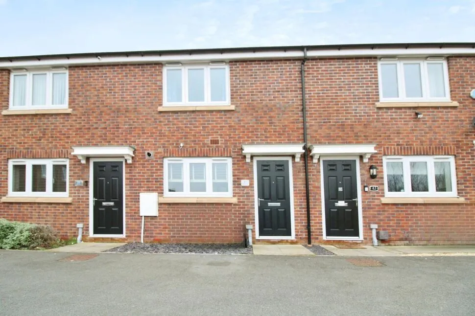 2 bed house to rent, Epsom Close, Castleford, WF10