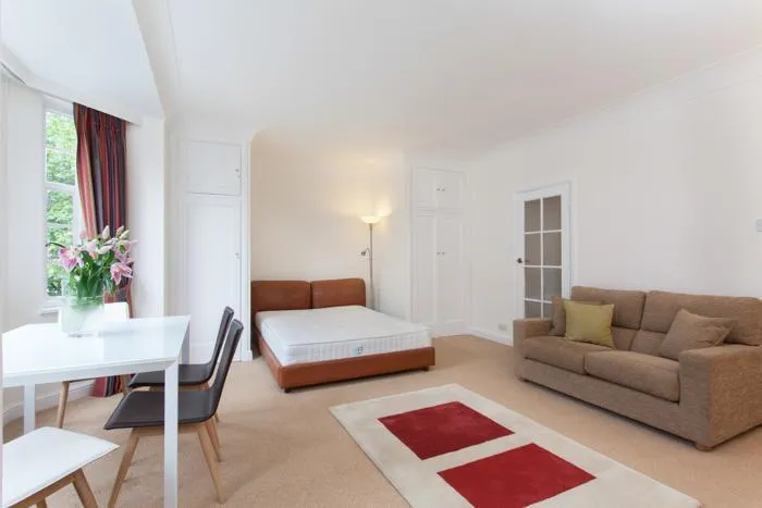 Drayton Gardens, London, SW10, photo 2