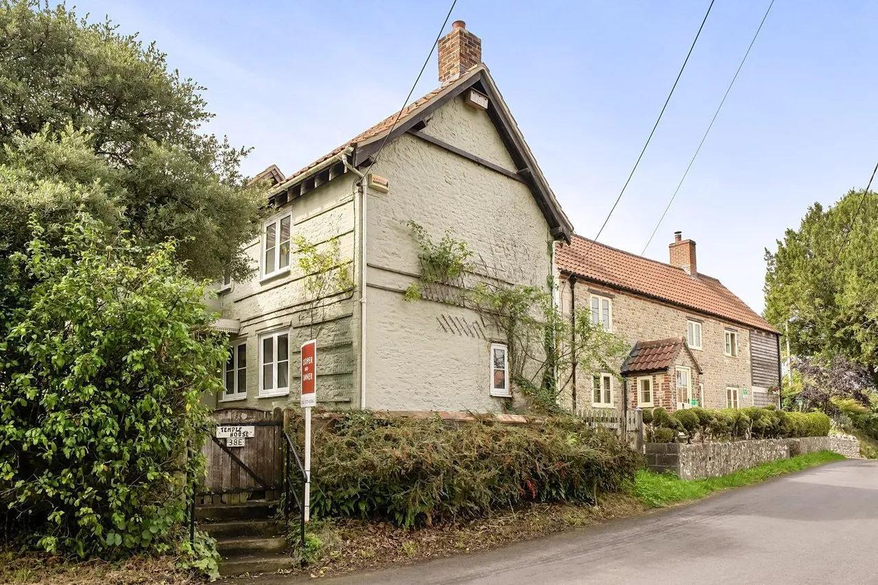 Temple, Corsley, BA12, photo 19