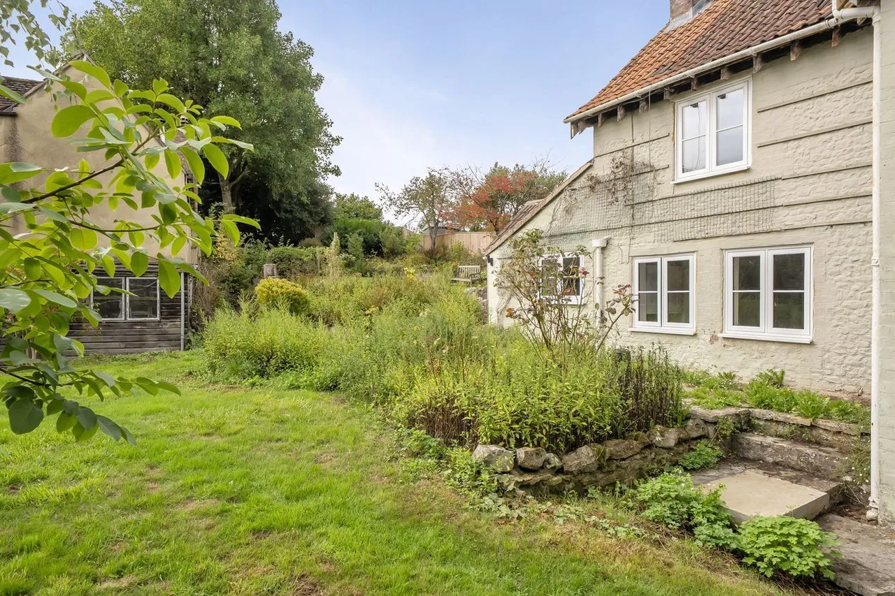 Temple, Corsley, BA12, photo 20