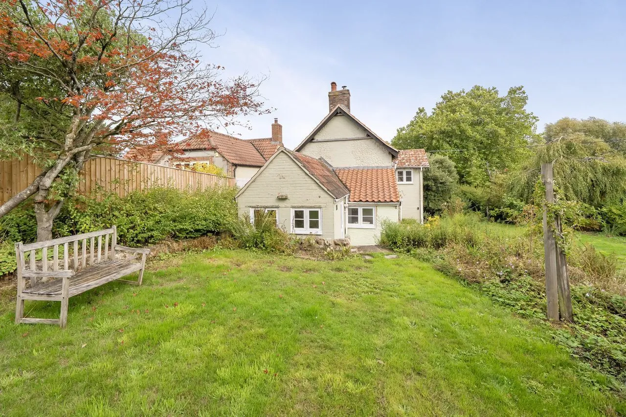 Temple, Corsley, BA12, photo 21