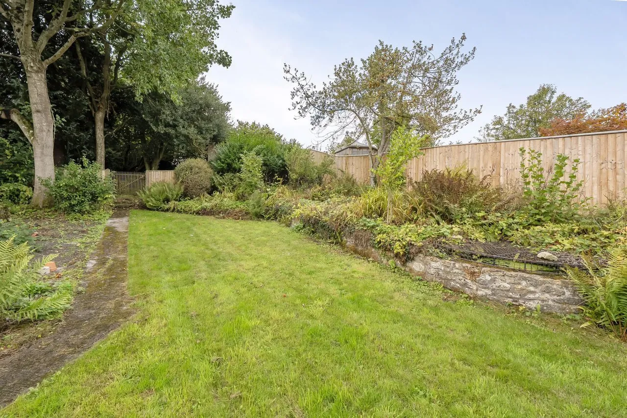 Temple, Corsley, BA12, photo 18