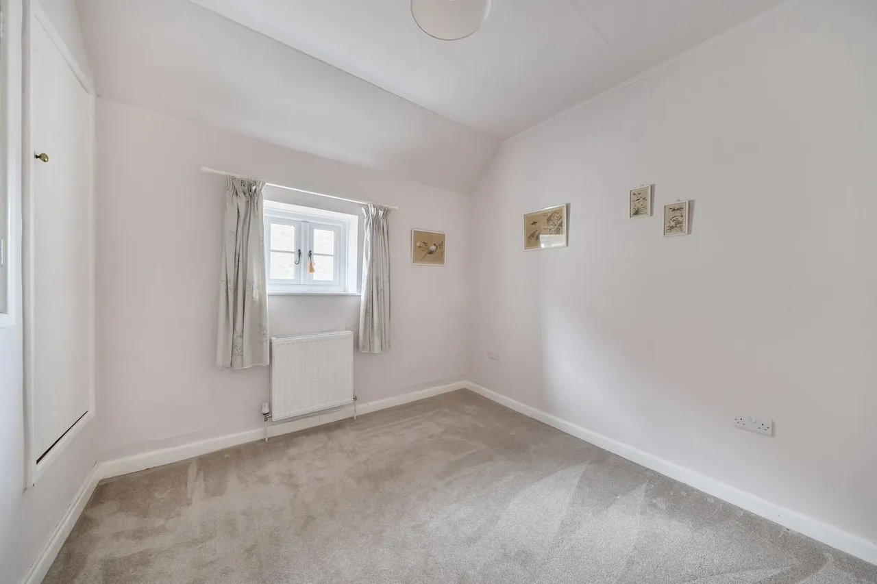 Temple, Corsley, BA12, photo 16