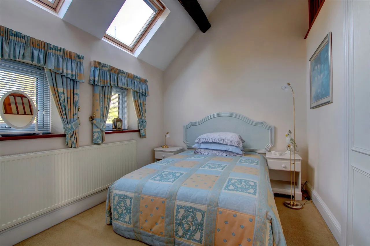 Old Birmingham Road, Marlbrook, Bromsgrove, Worcestershire, B60 1NU, photo 19