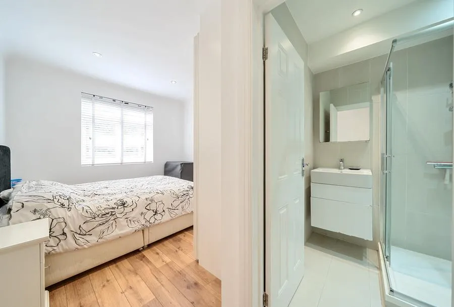 Hamilton Avenue, Romford, RM1, photo 16