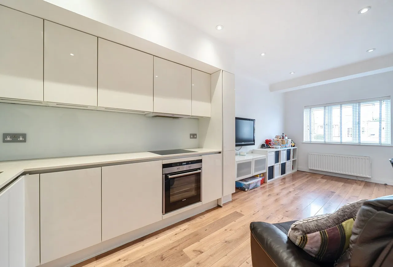 Hamilton Avenue, Romford, RM1 4RP, photo 15