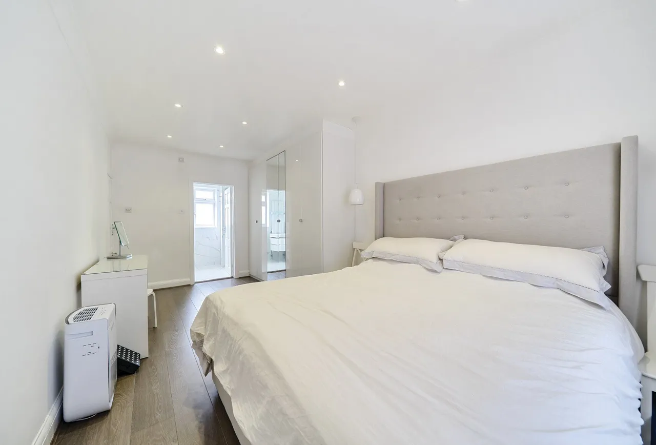 Hamilton Avenue, Romford, RM1 4RP, photo 10