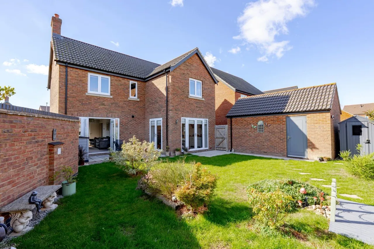 Field Drive, Wyberton, PE21, photo 17