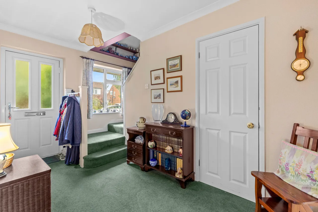 Cotmore Gardens, Thame, OX9, photo 10