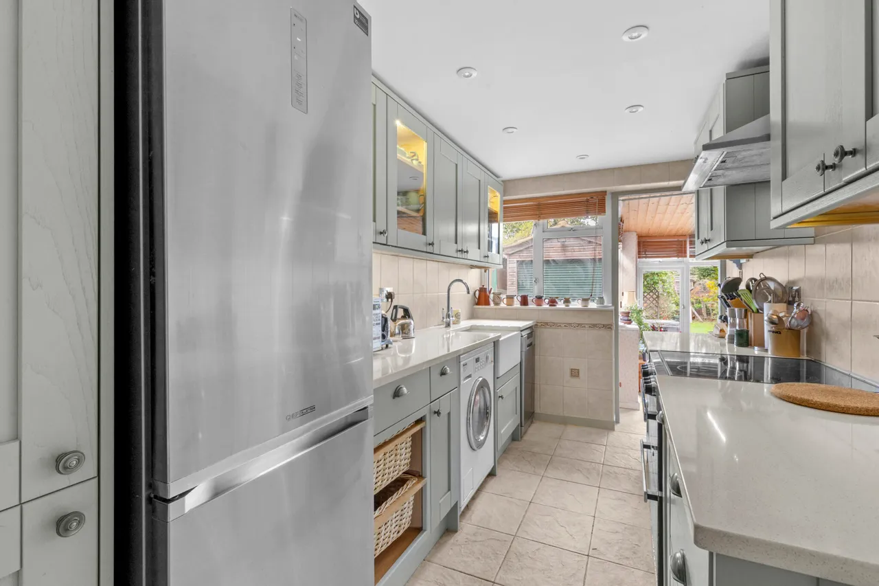 Cotmore Gardens, Thame, OX9, photo 9