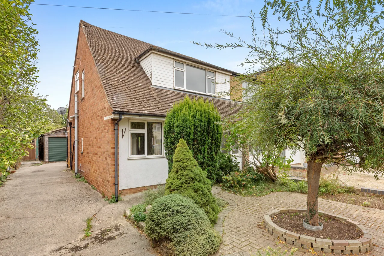 3 bed house for sale, Cotmore Gardens, Thame, OX9