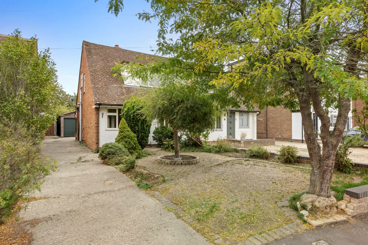 Cotmore Gardens, Thame, OX9, photo 15