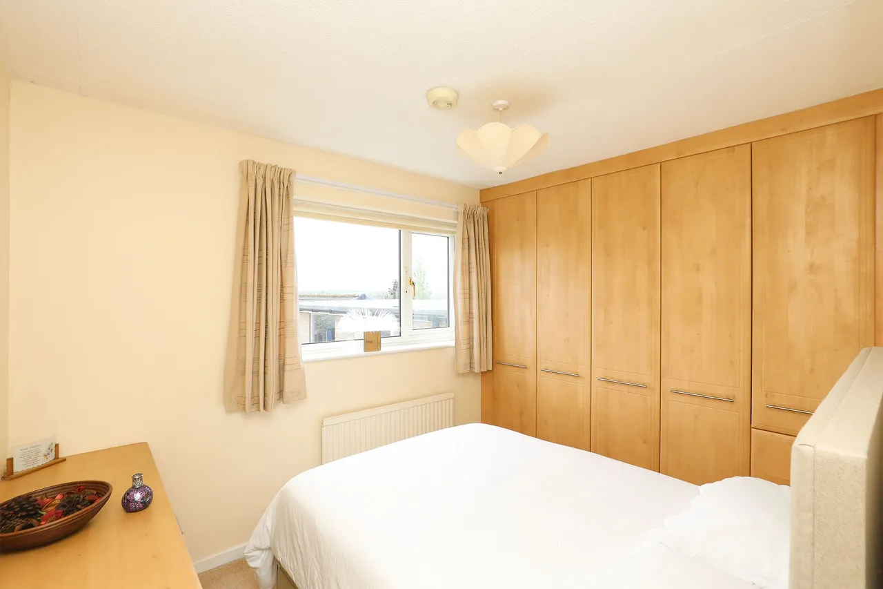 Hayes Drive, Halfway, S20, photo 13