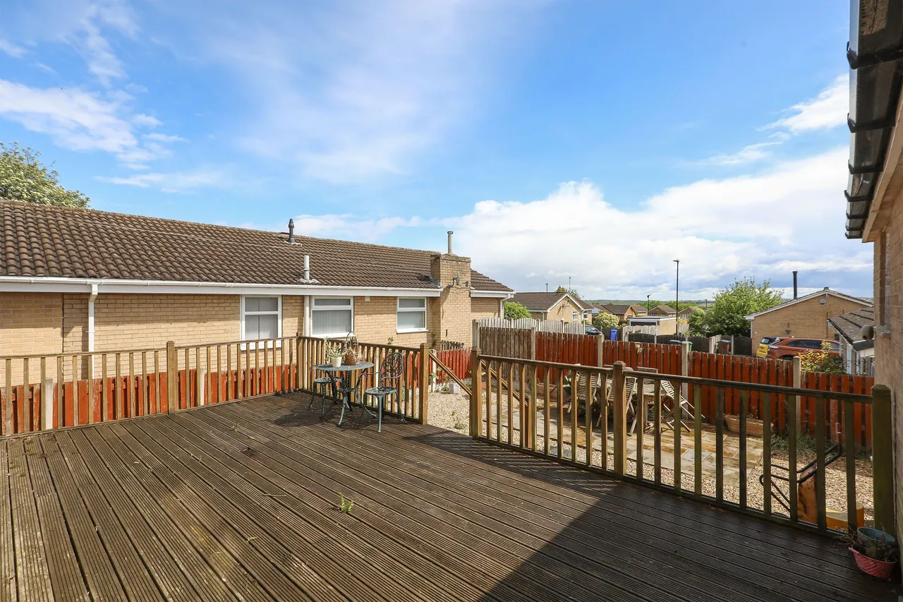 Hayes Drive, Halfway, S20, photo 7