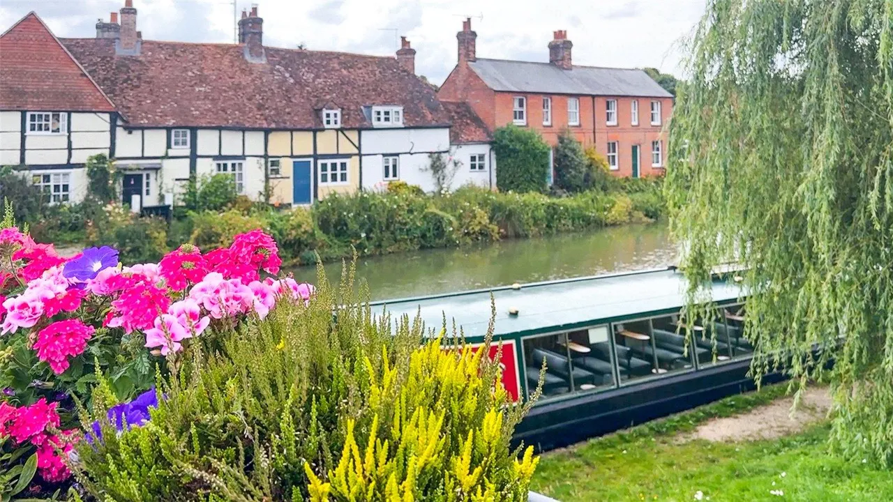 Jethro Tull Lane, Hungerford, RG17, photo 25