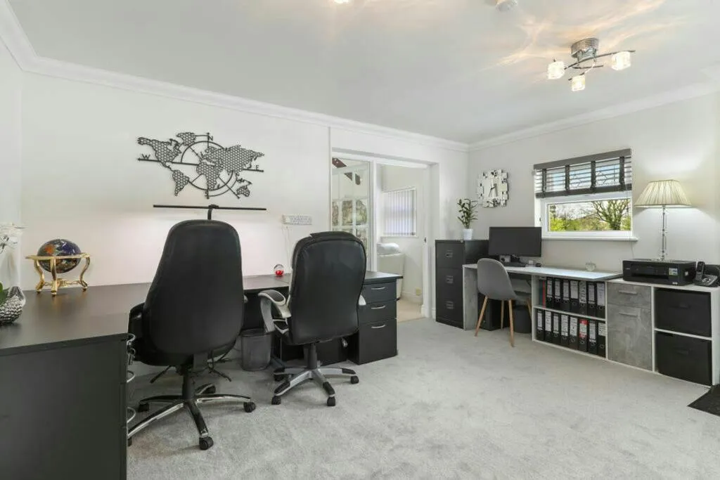 Amroth Road, Llanteg, SA67, photo 9