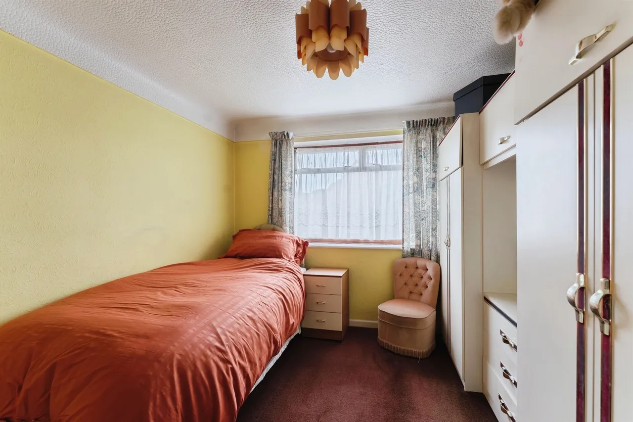 Vale Gardens, Whitby, CH65, photo 14