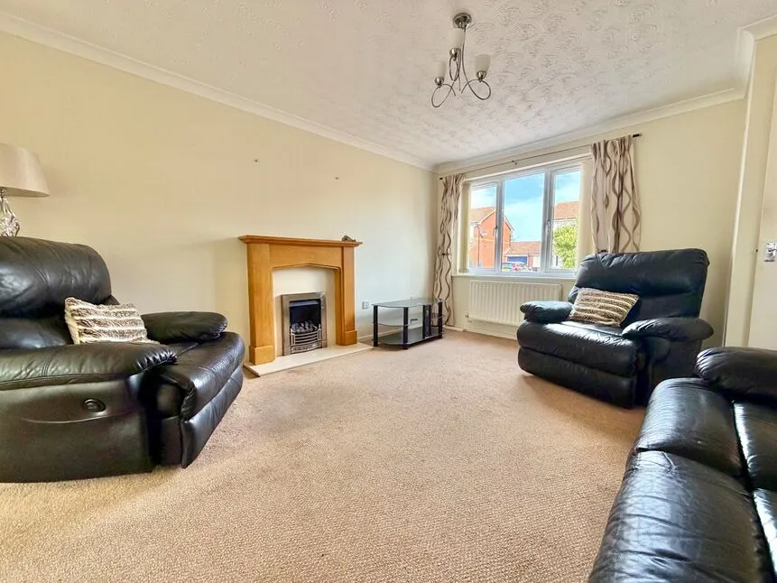 Jasmine Walk, Evesham, Worcestershire, WR11, photo 6