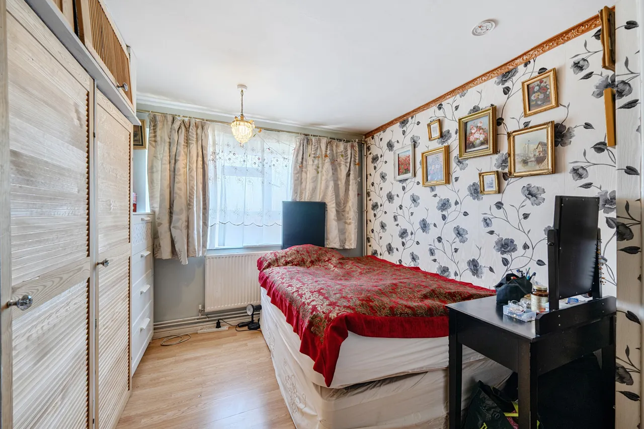 Newmarket Avenue, Northolt, UB5, photo 12