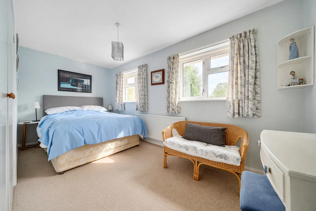 Brookside Close, Runcton, PO20, photo 11