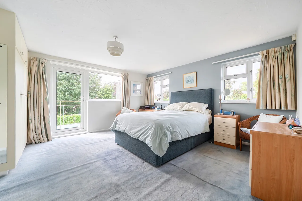 Brookside Close, Runcton, PO20, photo 9