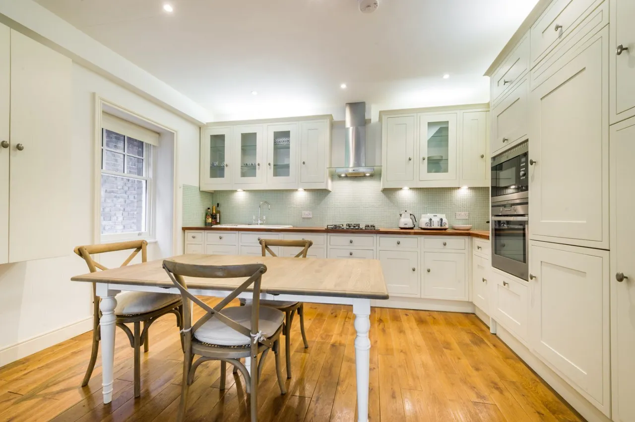 Belsize Lane, Belsize Park, NW3, photo 4