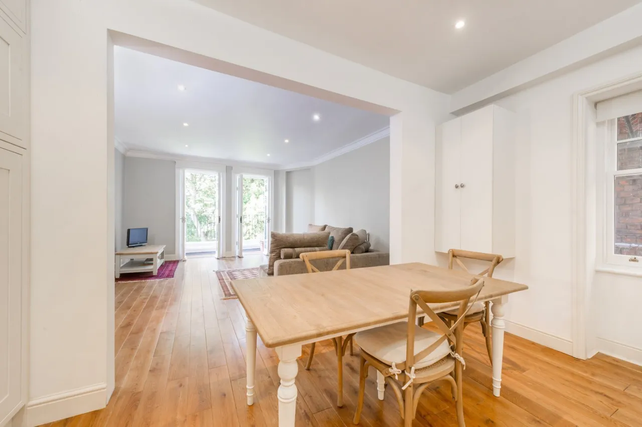 Belsize Lane, Belsize Park, NW3, photo 11