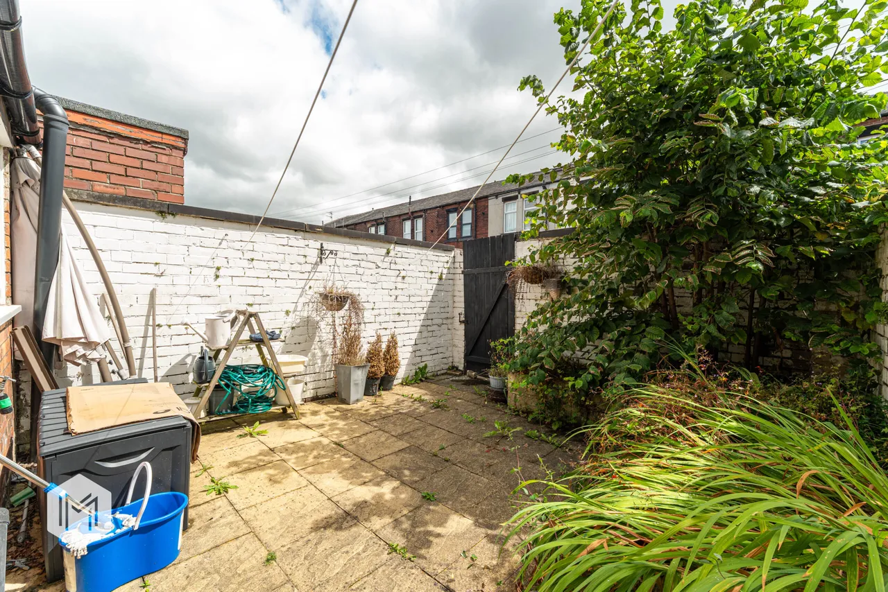 Cornall Street, Bury, BL8 1RZ, photo 16