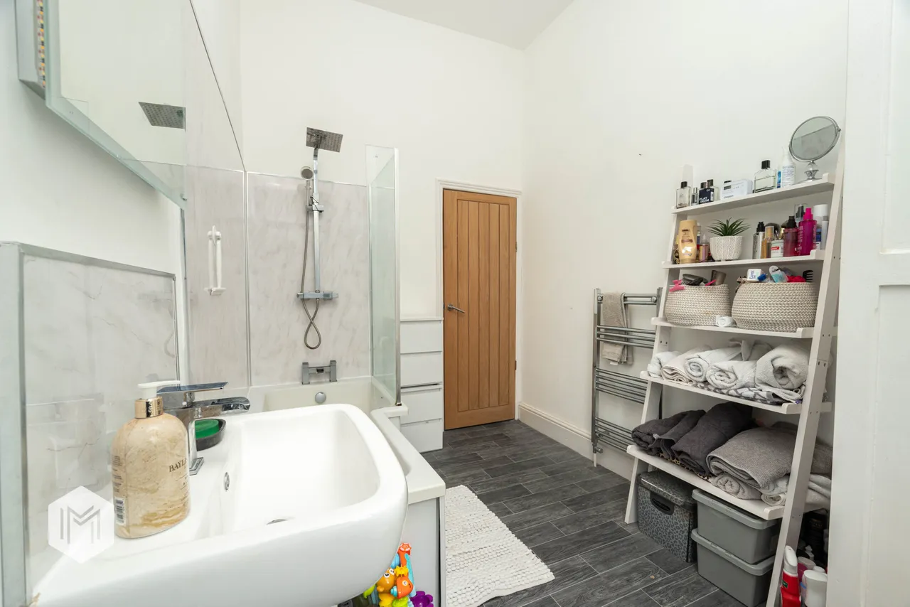 Cornall Street, Bury, BL8 1RZ, photo 14