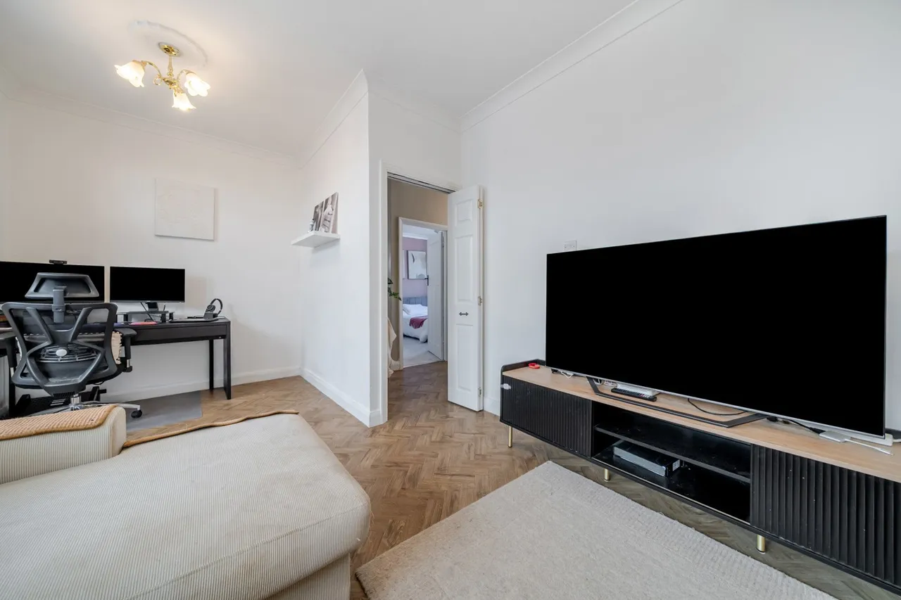 Eversley Avenue, DA7, photo 26