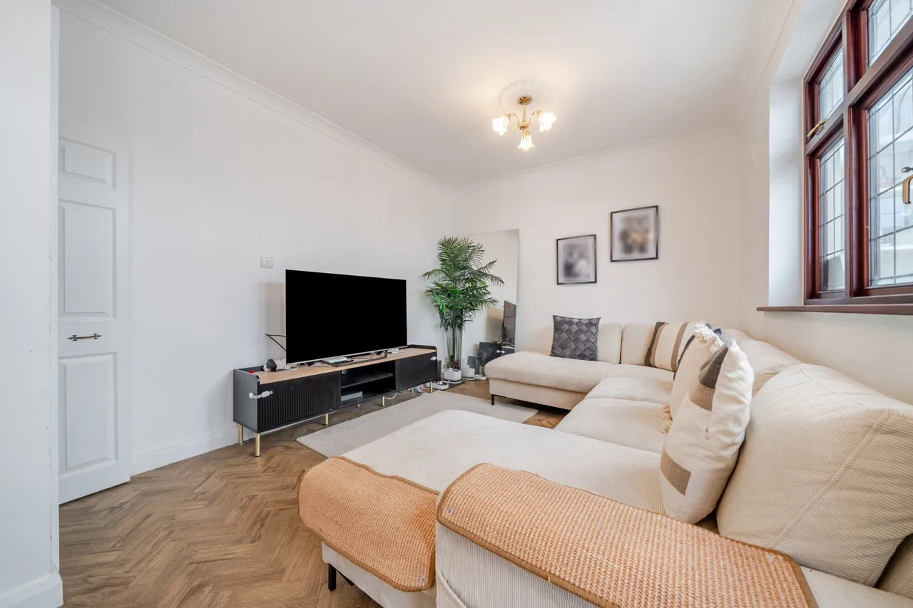 Eversley Avenue, DA7, photo 28