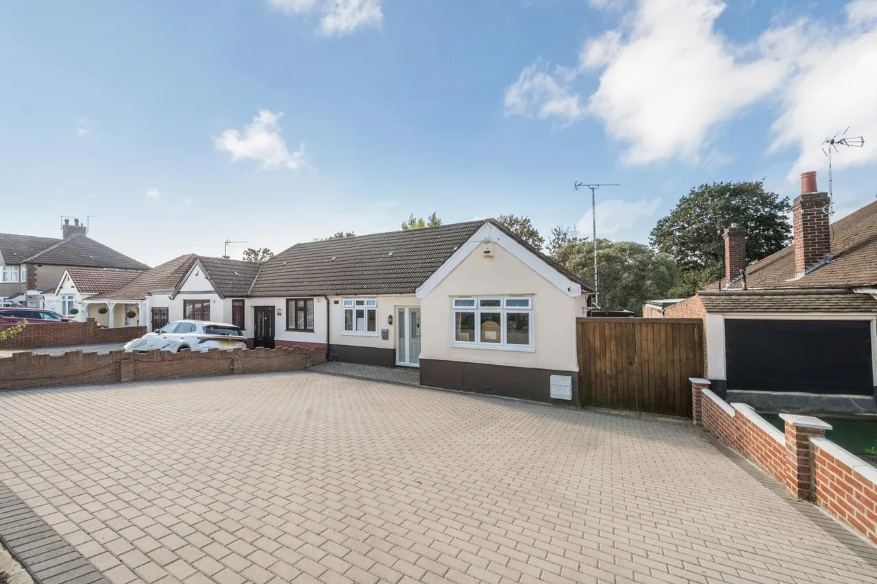 Eversley Avenue, DA7, photo 14