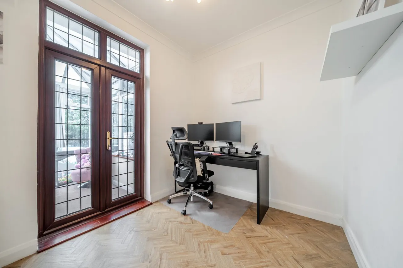 Eversley Avenue, DA7, photo 11
