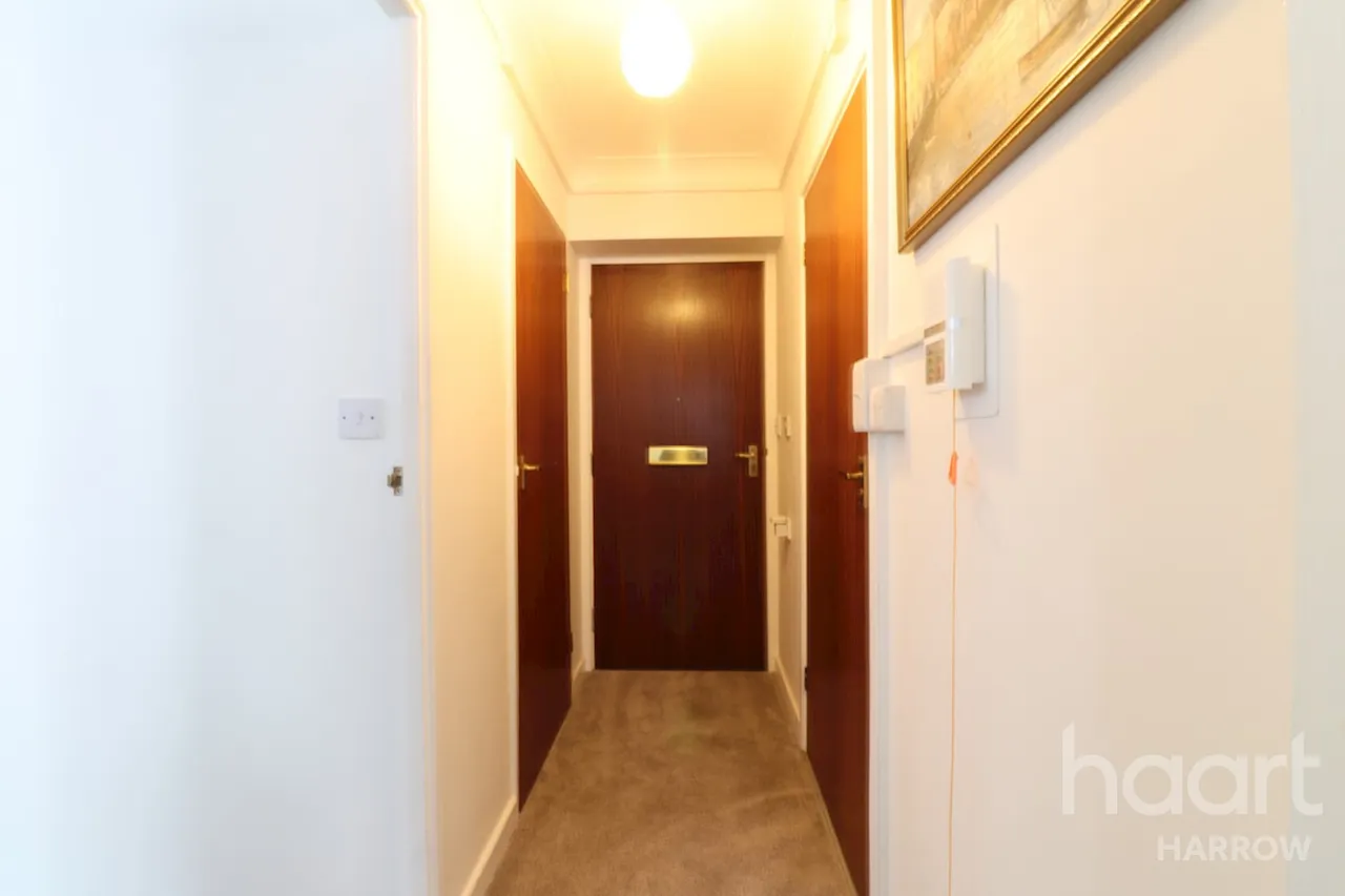 Oakdene Close, Pinner, HA5, photo 5