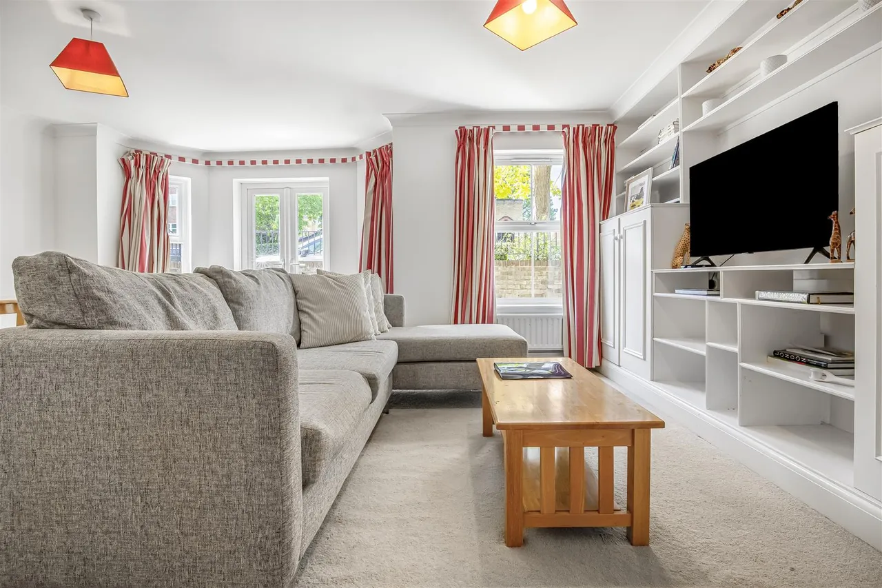 Upper Richmond Road, Putney, SW15, photo 9