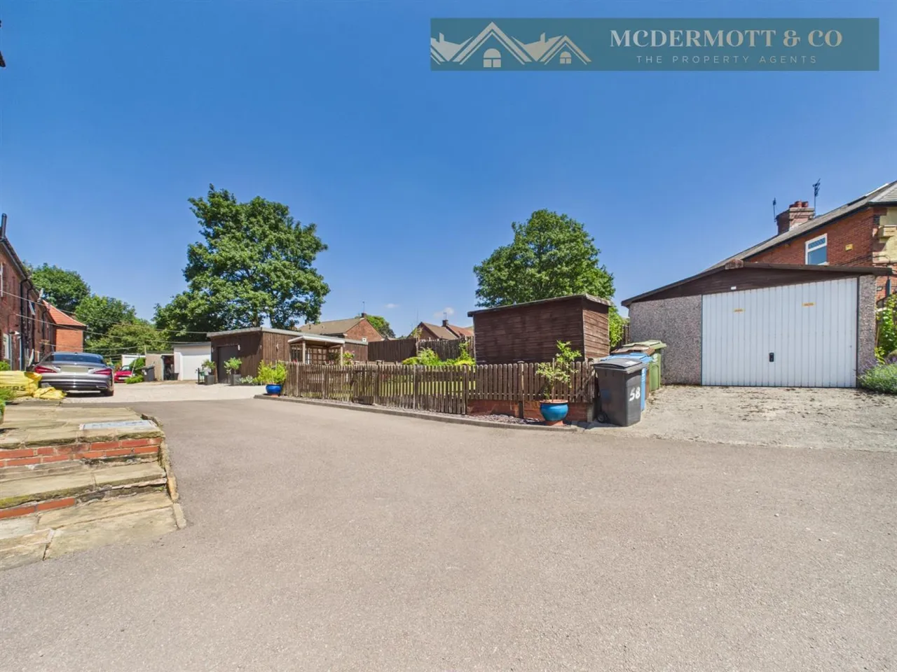 Wellington Road, Greenfield, OL3, photo 47