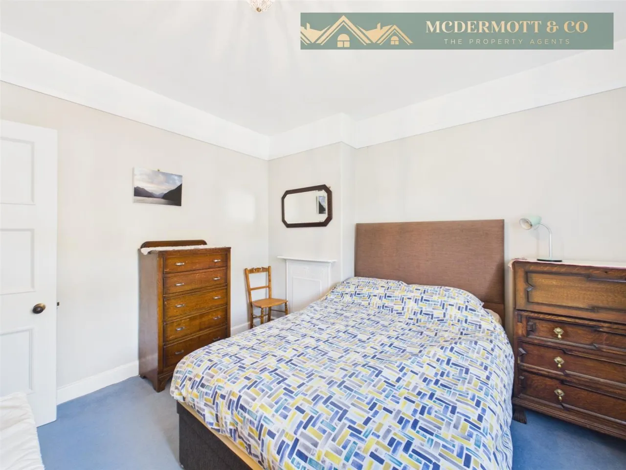 Wellington Road, Greenfield, OL3, photo 31